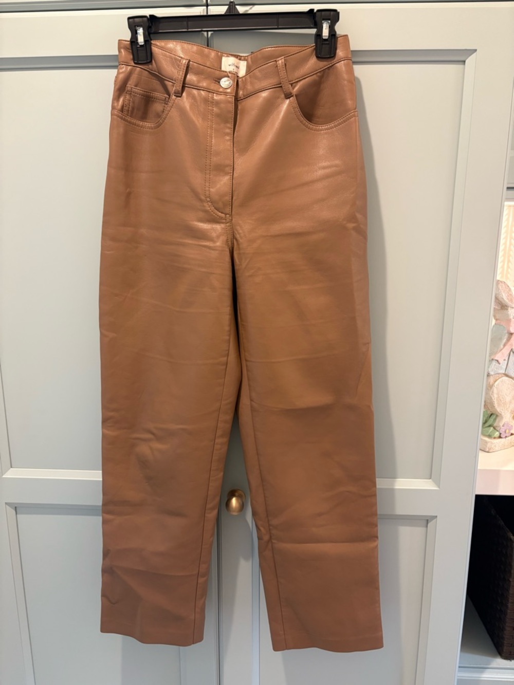 Aritzia Melina Pant Short Vegan Leather in Camel Size 6